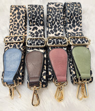 Load image into Gallery viewer, Leopard Clip On Handbag Purse Strap
