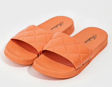 Load image into Gallery viewer, Slip on Cushion Sandals
