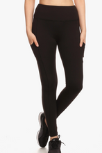 Load image into Gallery viewer, Solid Fleece Lined Sports Leggings
