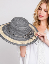 Load image into Gallery viewer, Mixed Color Straw Sun Hat
