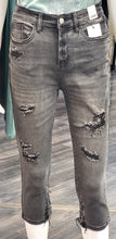 Load image into Gallery viewer, Judy Blue Black Washed Capris
